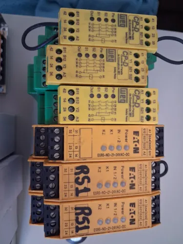 Kit 6 relés de segurança 4 fontes 24v 5A