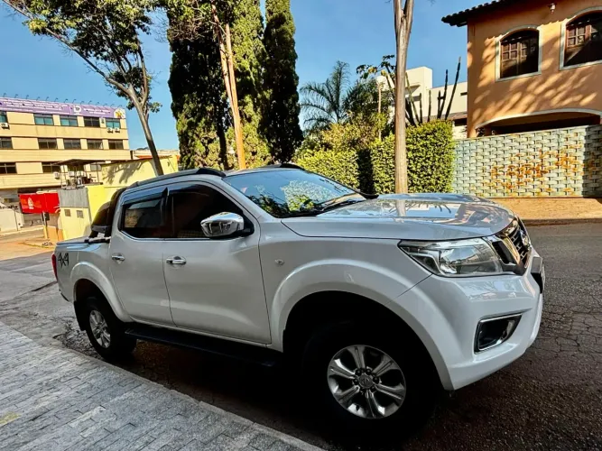 Nissan Frontier SE CD 4X4 2.3 Bi-TB Diesel Aut. 2018