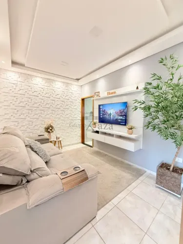 Casa/Padrão - Comercial - No bairro Residencial Bosque dos Ipês