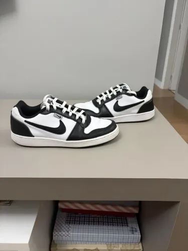 Tênis Nike Ebernon Low Premium