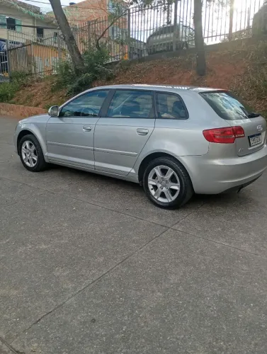 Audi A3 Sportback 1.6 8V 102cv 5P 2010