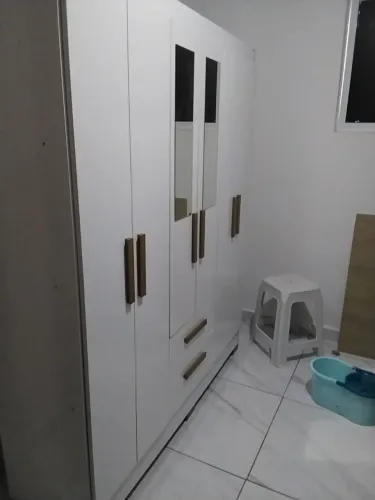 Vende-se um Guarda roupa