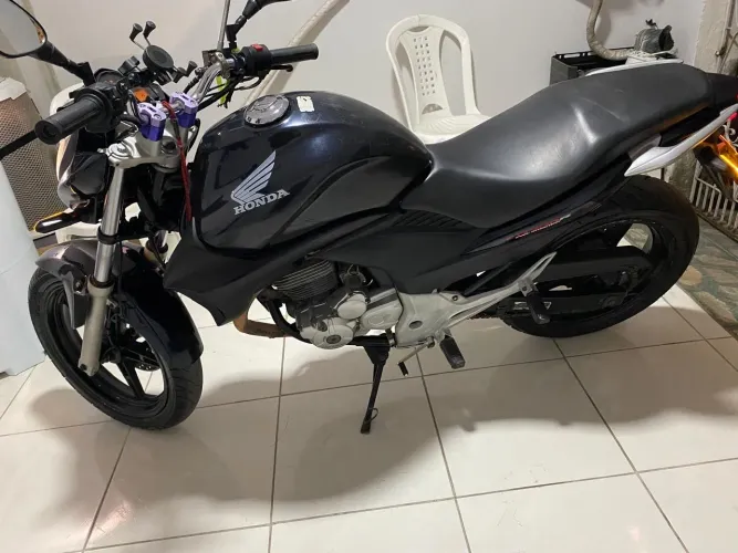 Vendo Moto CB300R