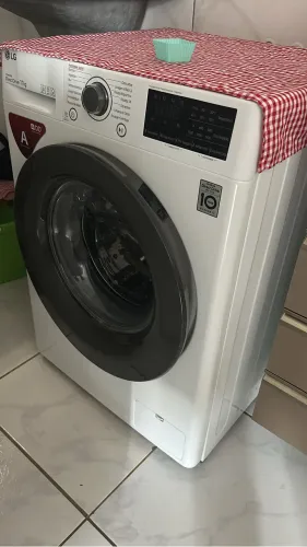 Máquina de Lavar LG 11kg Direct Drive - Excelente estado!