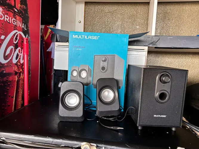 Caixa De Som 2.1 Bass 20W Bivolt - SP377 - Multilaser