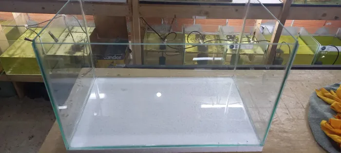 Aquário 50x30x30 de altura 45 litros 