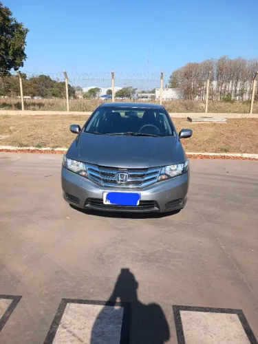 Honda City Sedan LX 1.5 Flex 16V 4P Aut. 2013
