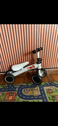 Bicicleta de equilíbrio