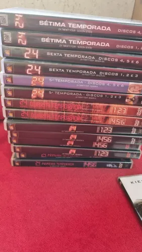 DVDs Originais da série 24 horas 7 temporadas + o filme.