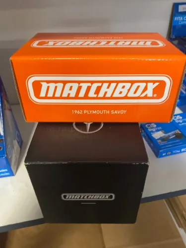 Matchbox meccedez é 1962 Plymouth