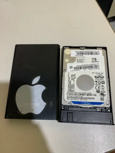 HD WD 1TB + CASE