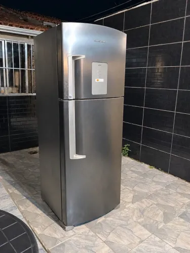 Geladeira inox Brastemp