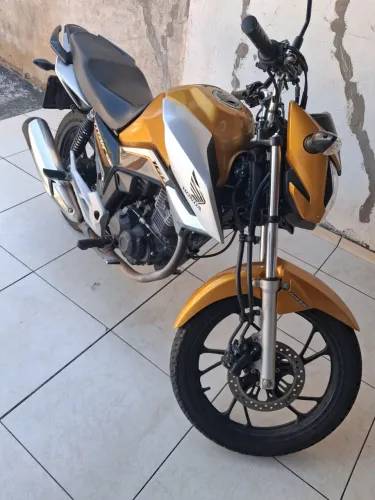 Honda titan 2022