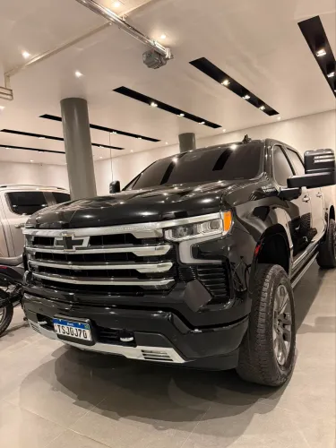 Chevrolet Silverado High Country 5.3 V8 AWD Aut. 2025