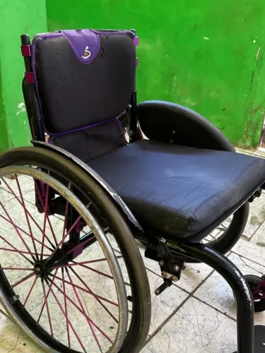 Cadeira de rodas smart sigma aro 24"