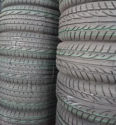 ? Seu carro fica mais seguro com pneus de qualidade!