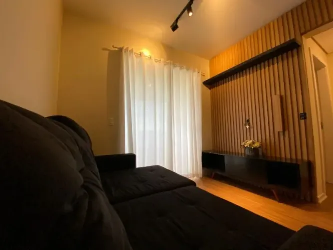 APARTAMENTO SEMI MOBILIADO COM 2 QUARTOS SENDO 1 SUÍTE - SANTA TEREZINHA