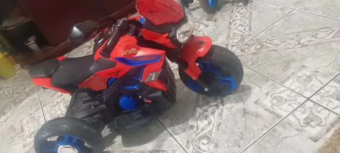 Carrinho elétrico 