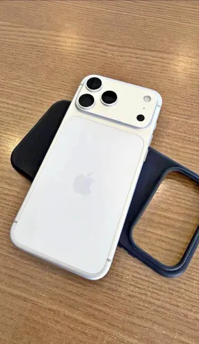 IPHONE 17 PRO MAX 256 GIGAS SILVER