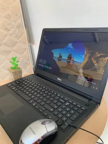 Notebook Dell i3 8 GB 15" Polegadas