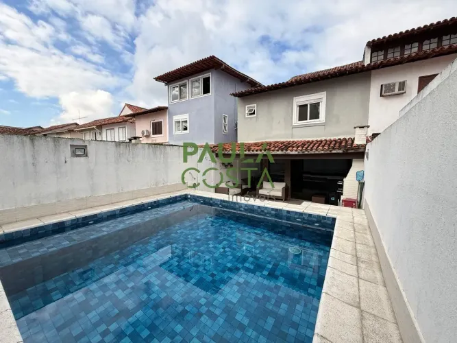 Barra da Tijuca | Casa de Condomínio 4 quartos, sendo 4 suites