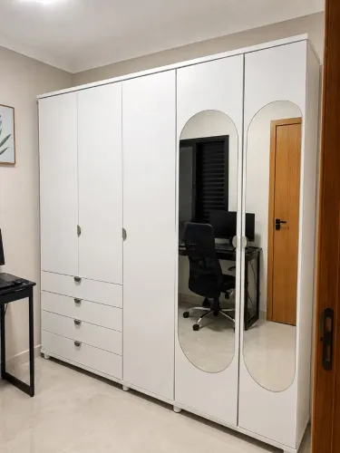 Guarda-Roupa Casal