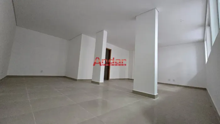 Excelente Sala no Centro de Contagem
