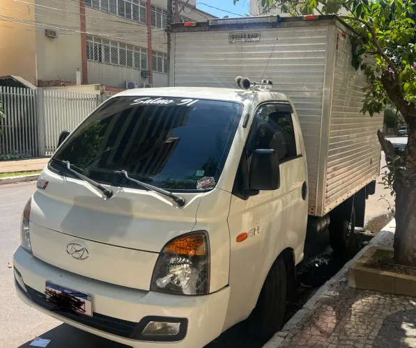 Caminhão HR