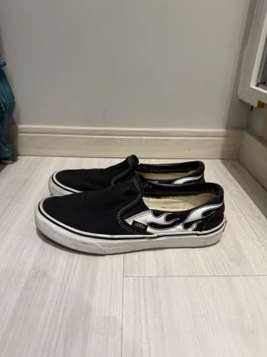 Vans Slip-on flames preto e branco - tam 39