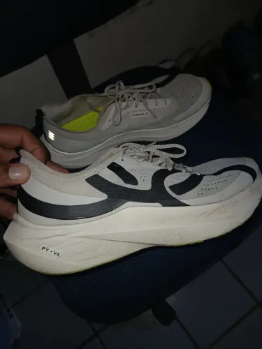 Querendo vender por que não cabe mo meu pé