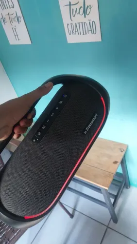 vendo caixa de son TRONSMART BANG 60w nova sem defeitos toda OK