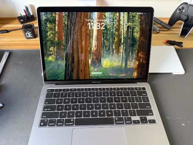 Macbook Air M1 8gb RAM 256gb SSD - Impecável
