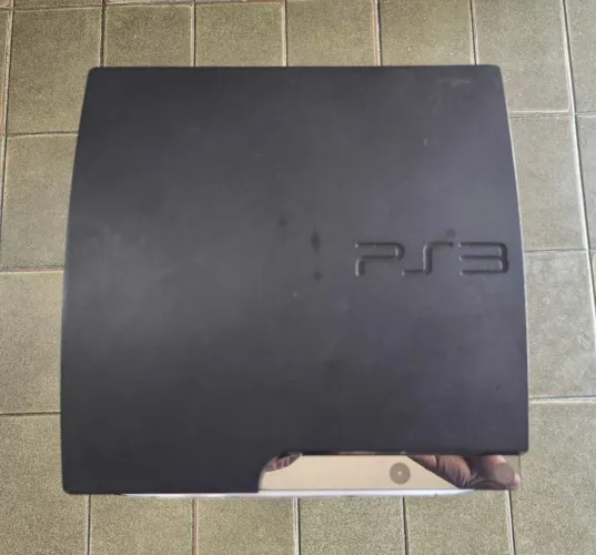 PS3 Slim com 10 Jogos no HD, um controle novo Sem fio, Cabos "VENDA"