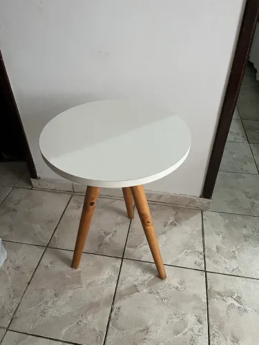 Banquinho tripé