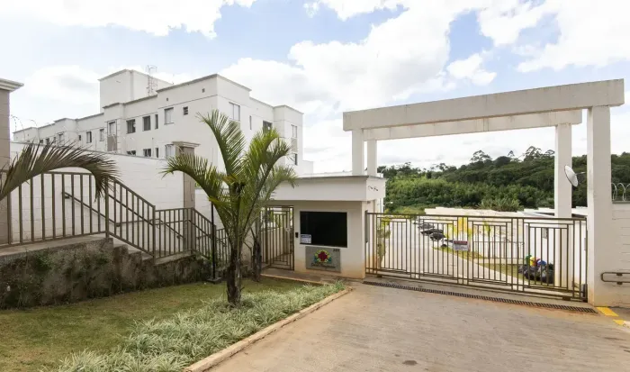 Apartamento no Condomínio Parque Saint Benjamin - Cotia