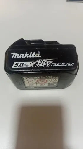 Bateria Original Makita 18V 5.0Ah Li-ion BL1850B com Indicador de Carga (Linha LXT)