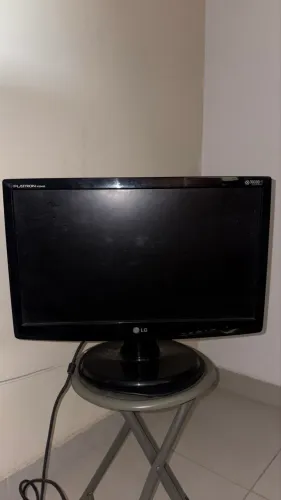 Monitor LG Flatron W2043S ? 20