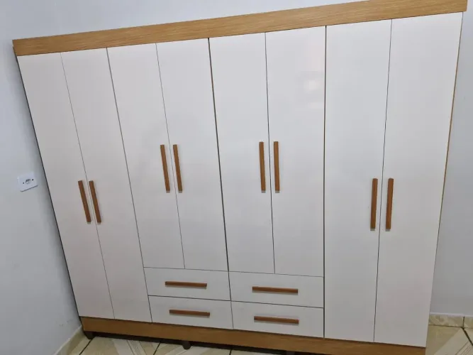 Guarda roupa casal 8 portas,entrega e monta