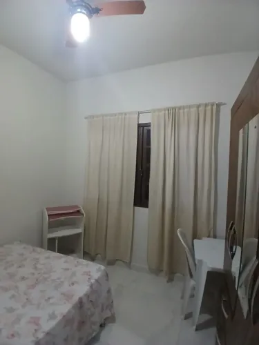 Alugo quarto mobiliado individual