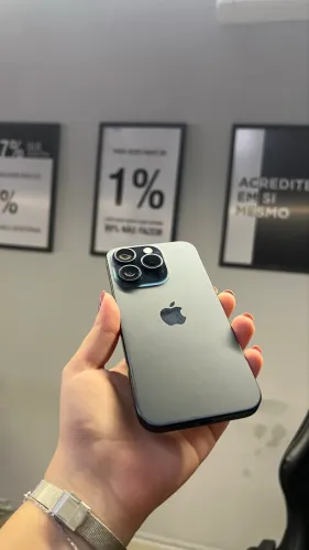 iPhone 15 Pro Azul em perfeito estado 256Gb