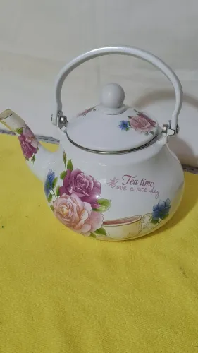 Linda chaleira de Ágata, 1 litro e 1/2.