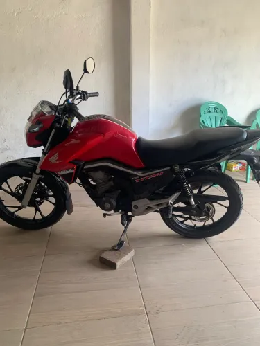 Vendo moto Cg 