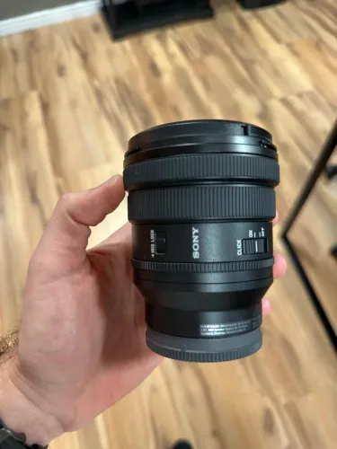 LENTE SONY FE PZ 16-35mm F4 G - ESTADO DE NOVA!