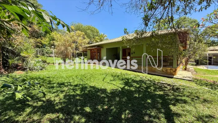 Encantadora casa à venda no Bairro Braúnas - Região da Pampulha, Belo Horizonte!