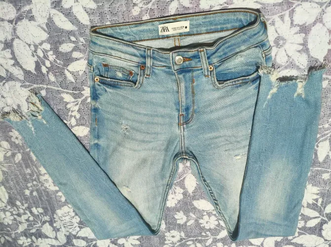 Calça jens Zara tamanho 40