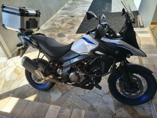 Vendo V-Strom 650xt 2020