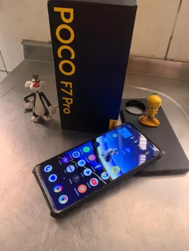 Poco F7 pro 512 GB 12 ram 