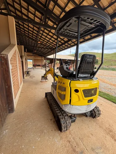 Mini Escavadeira 1,5T