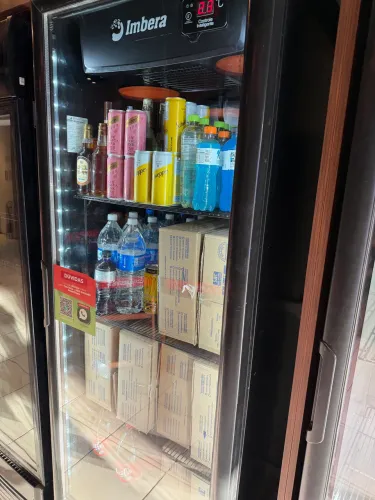 Geladeira Expositora Refrigerada 453 Litros Imbera VRS16 Preta - 220v