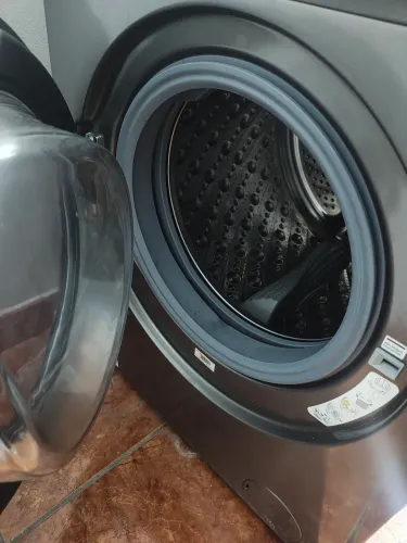 *GELADEIRA E MÁQUINA LAVA E SECA* 
